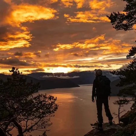 Nedre Amla Fjord Kaupanger