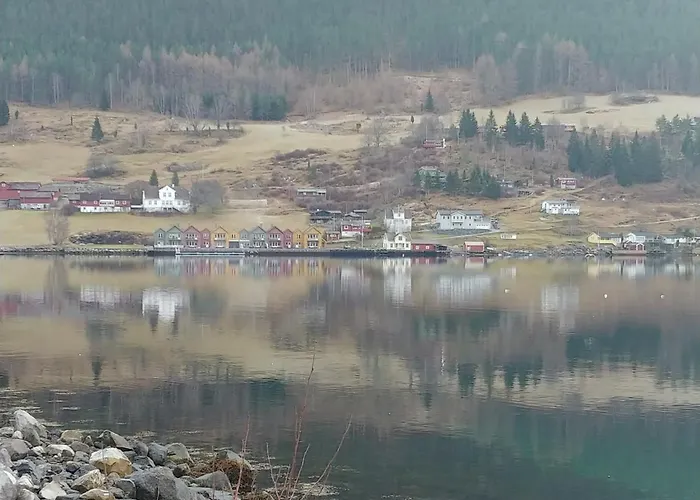 Nedre Amla Fjord Kaupanger